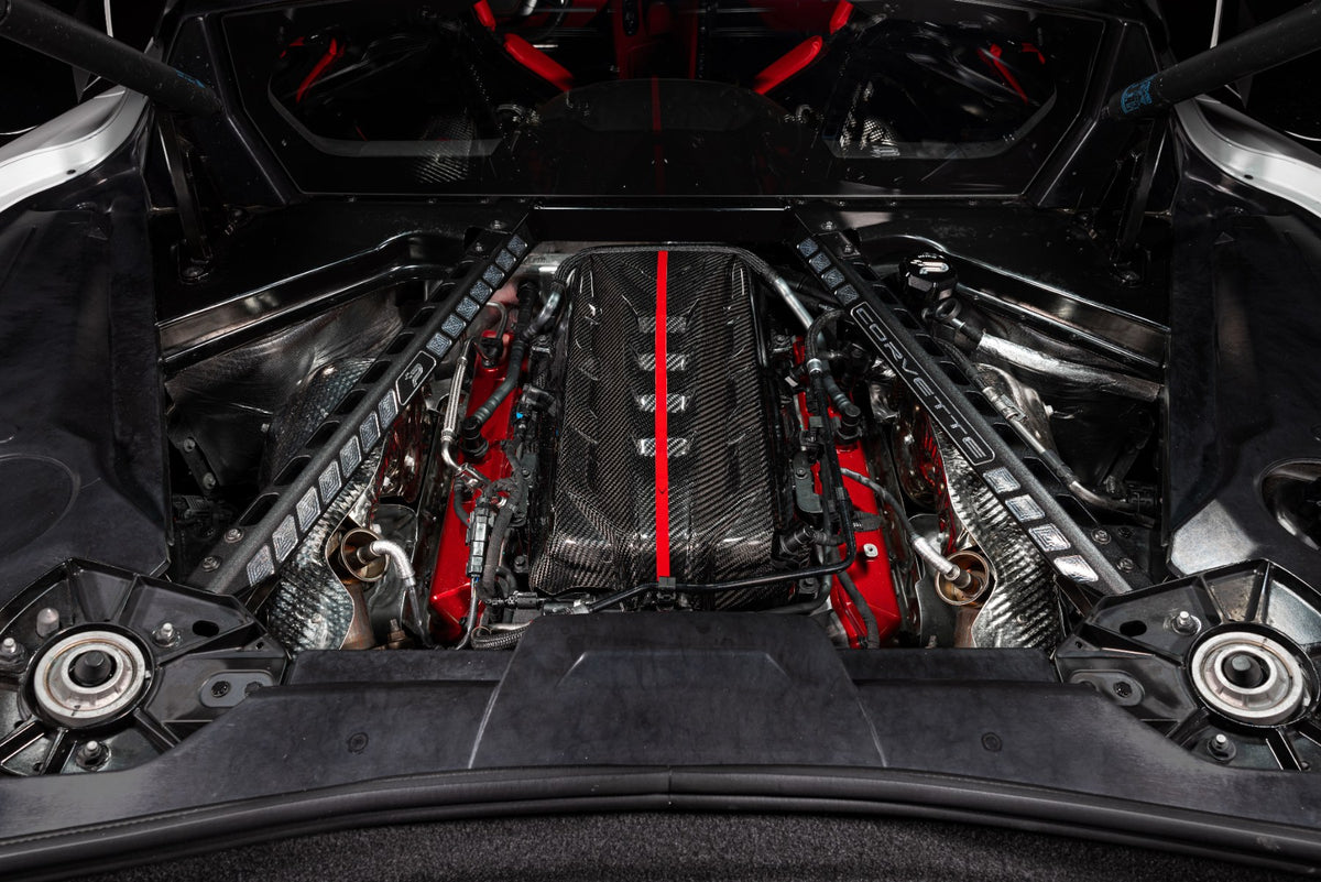 Eventuri Carbon Motorabdeckung für Chevrolet Corvette C8 Stingray