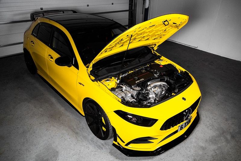 Eventuri Carbon Turbo-Rohr für Mercedes-AMG A35 / CLA35 und A250 (nur Vorfacelift)