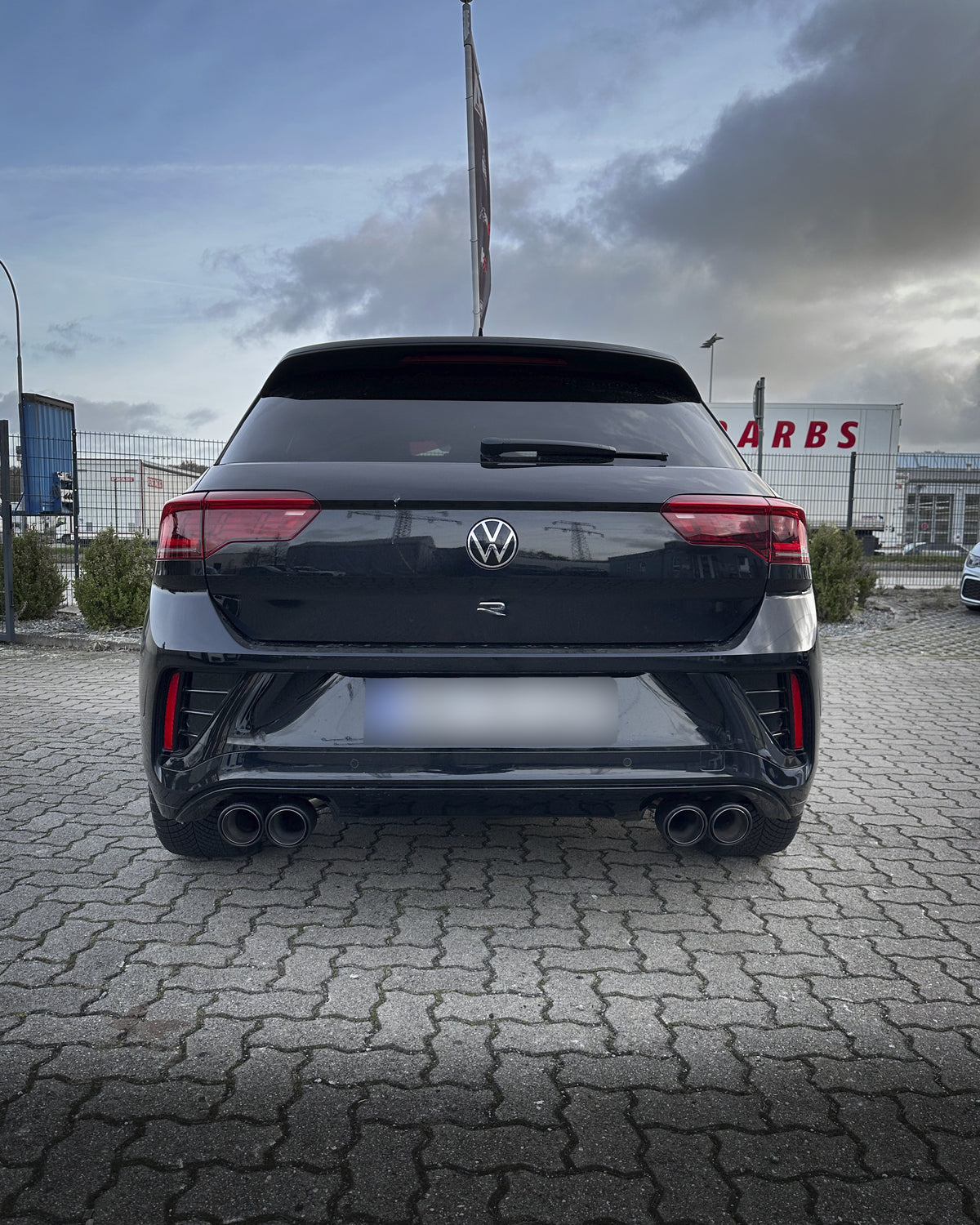 EGO-X Abgasanlage 3,5" VW T-Roc R 300PS (mit ECE)